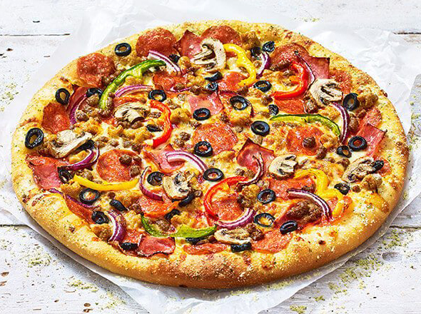 picture of a supreme pizza
